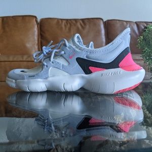 Nike Womens Free 5.0 Half Blue ( AQ1316-101) 6.5